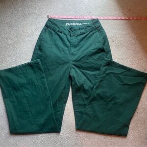 dickies emerald green worker wide leg skater pant.       size 0/24